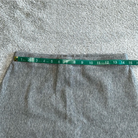 Glam Gray Skirt Set - Picture 7 of 9